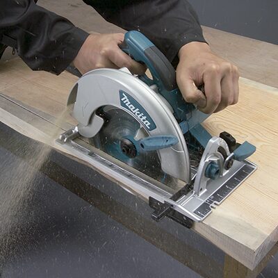 Sierra Circular Makita 5008MG